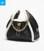 CHANEL 25 Small Handbag - Image 2