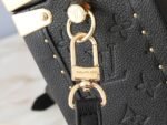 Louis Vuitton M11131 Camera Box - Image 11