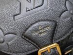 Louis Vuitton M47072 Backup - Image 9