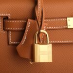 Hermès Kelly 25 Epsom Gold Sellier Gold Hardware - Image 6