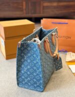 Louis Vuitton OnTheGo MM M46871 - Image 9