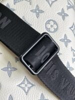 Louis Vuitton M25227 Rush Bumbag - Image 9