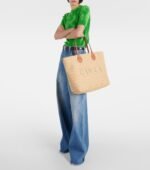 Gucci Medium logo raffia-effect tote bag - Image 4