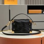 Louis Vuitton M83030 Side Trunk PM - Image 4