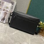 Louis Vuitton M24769 TAKEOFF Small Messenger Bag - Image 3