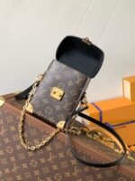 Louis Vuitton M82465 Camera Box - Image 9