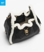 CHANEL 25 Small Handbag - Image 4