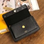 Louis Vuitton M67839 Vavin Chain Wallet - Image 5