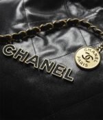 CHANEL 22 Small Handbag - Image 3