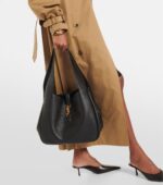 SAINT LAURENT Le 5 À 7 Bea textured-leather tote - Image 4