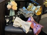 CHANEL Clutch Metallic Lambskin & Gold-Tone Metal Pink - Image 4