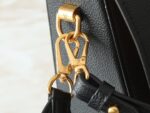 Louis Vuitton M24639 Soft Twist - Image 7