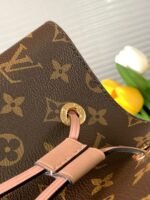 LOUIS VUITTON NéoNoé MM M44022 - Image 6