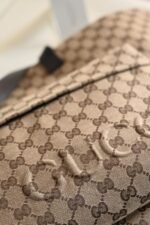 GUCCI LARGE GG TOTE BAG - Image 9