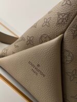 Louis Vuitton M56084 Beaubourg Hobo MM - Image 4