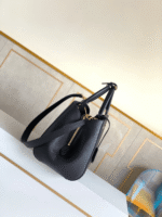 Louis Vuitton Montaigne MM M41048 - Image 3