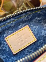 Louis Vuitton Hills Pochette M82949 - Image 10