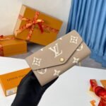 Louis Vuitton M81049 Sarah Wallet - Image 6