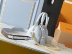 Louis Vuitton Speedy18 - Image 2