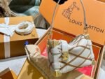 Louis Vuitton M25216 Side Trunk PM - Image 3