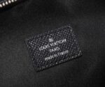 Louis Vuitton M30863 Avenue Slingbag NM - Image 10