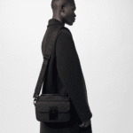Louis Vuitton M58489 S Lock Messenger - Image 11