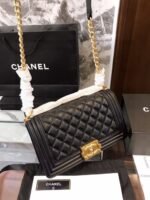 CHANEL Boy Chanel Chain Shoulder Bag A67086 Calfskin GHW leather Black - Image 3