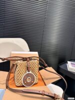 Louis Vuitton M83521 Noé Purse - Image 2