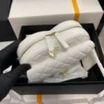 Chanel 22s Heart Bag AS3191 - Image 3