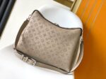 Louis Vuitton M24133 Medium HAND IT ALL - Image 4