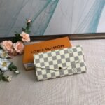 Louis Vuitton Sarah Wallet M63208 - Image 2