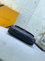 Louis Vuitton M21615 New Wave Chain Bag GM Black - Image 9