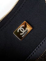 Chanel AS4422 23K Hobo bag - Image 8
