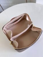 Louis Vuitton M11750 Toiletry Bag (top quality) - Image 9