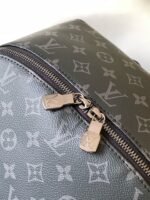 Louis Vuitton M43186 Discovery Backpack - Image 7