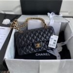 CHANEL CLASSIC HANDBAG Lambskin & Gold Metal - Image 2