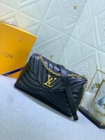 Louis Vuitton M21615 New Wave Chain Bag GM Black - Image 2