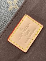 Louis Vuitton M46279 Pochette Métis East West - Image 10