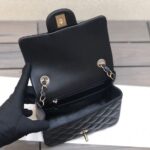 Chanel MINI FLAP BAG A35200 - Image 3