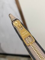 Louis Vuitton M25453 LV Bundle - Image 6