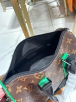 Louis Vuitton Keepall Bandouliere 25 - Image 7