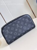 Louis Vuitton M11508 Toiletry Bag - Image 3