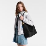 Louis Vuitton M24856 Low Key Hobo MM - Image 12