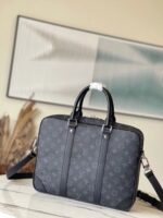 Louis Vuitton M46457 VOYAGE Small Briefcase - Image 4