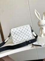 Louis Vuitton M24754 Trio Messenger - Image 4