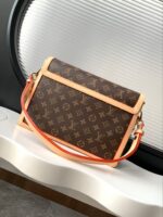 Louis Vuitton M47149 Dauphine Soft GM - Image 4