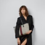 GUCCI OPHIDIA GG MEDIUM TOTE - Image 2