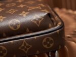 Louis Vuitton M46327 Avenue Slingbag NM - Image 10