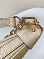 Louis Vuitton Loop Hobo M46739 - Image 9