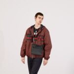 GUCCI BLACK SMALL MESSENGER BAG - Image 2